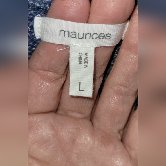 NWT MAURICES BLUE WOMENS SWEATER SZ LARGE BEAUTIFUL SWEATER,SOFT COZY NEVER WORN - Picture 2 of 6